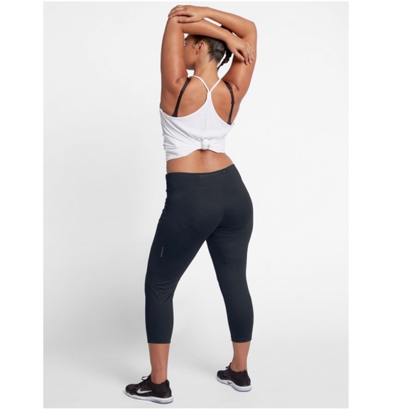 Nike Dri-Fit Essential Crop Tights - Picture 2 of 4